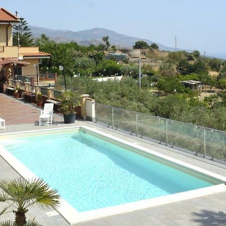 Villa Gemma Di Mare 산타 테레사 디 리바 외부 사진