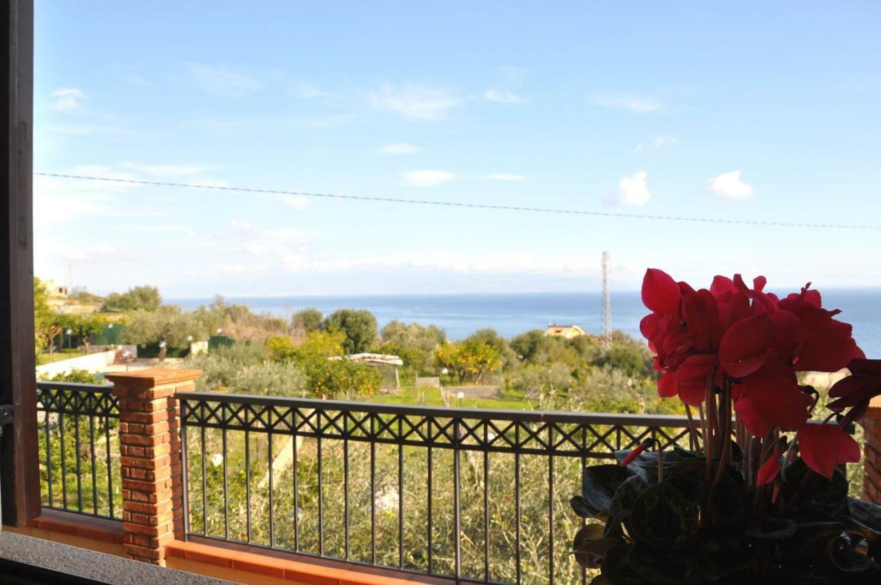 Villa Gemma Di Mare 산타 테레사 디 리바 외부 사진