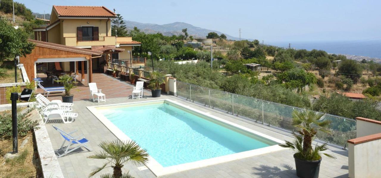 Villa Gemma Di Mare 산타 테레사 디 리바 외부 사진